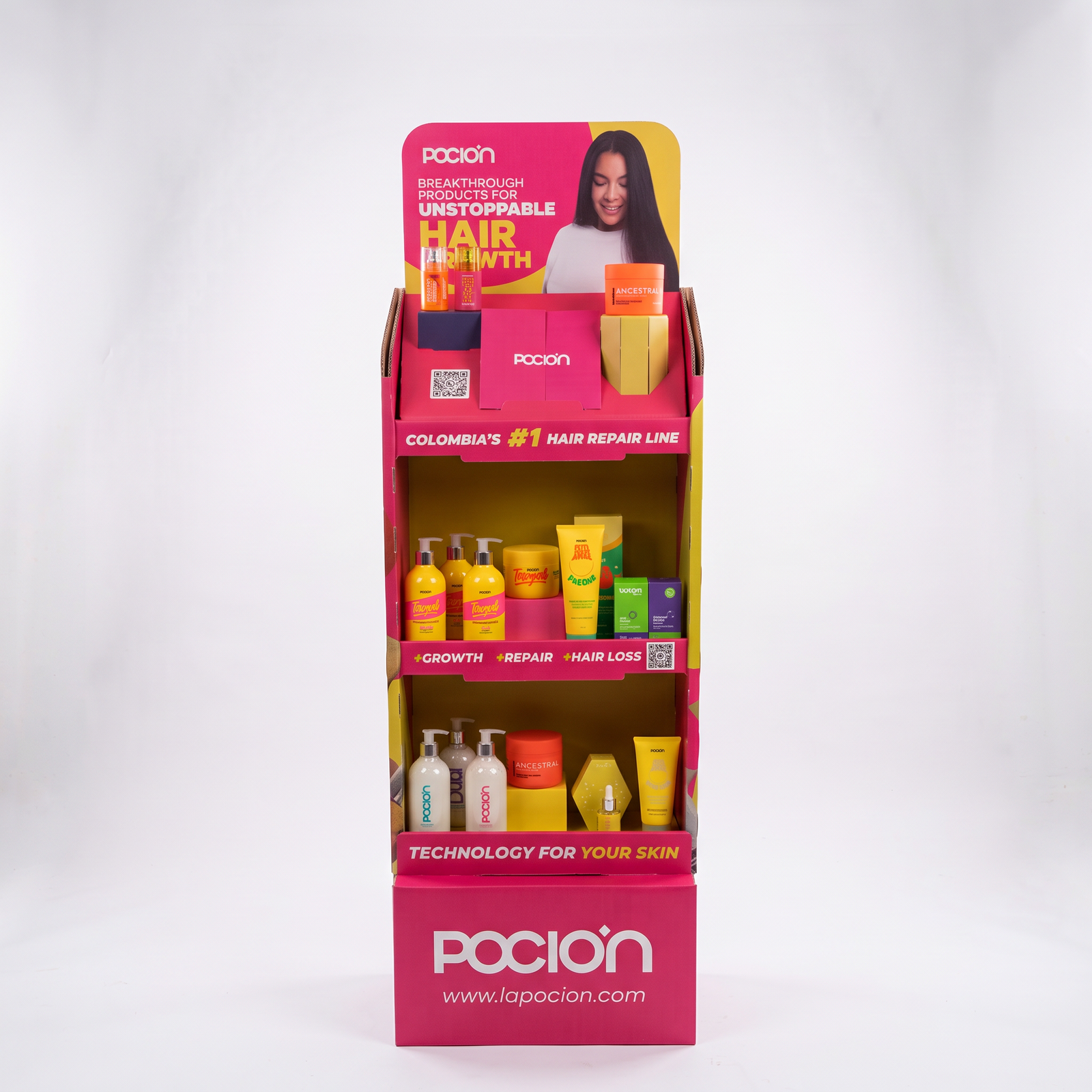 Exhibidor Cosmo - Mediano 4 Exhibidor Cosmo mediano con espacios para productos, vista frontal